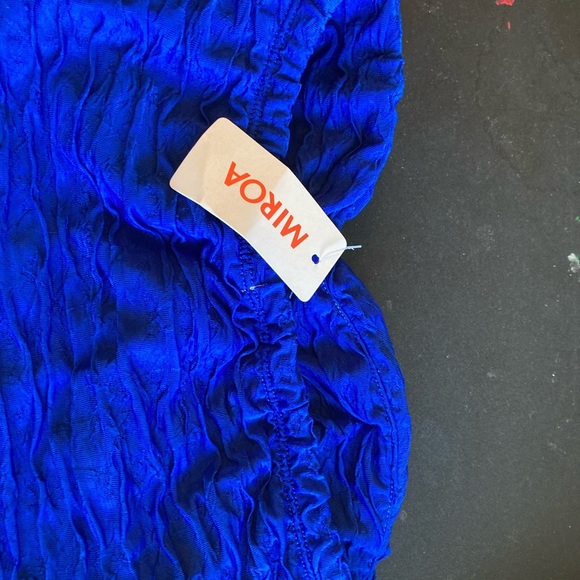 Size 0 strapless blue ruched dress. - Picture 4 of 7